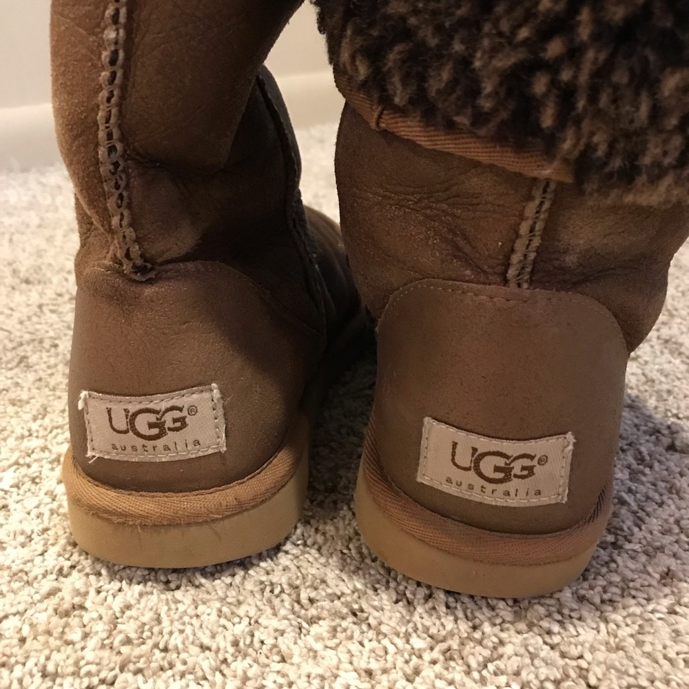 Gold UGGS - Picture 4 of 6